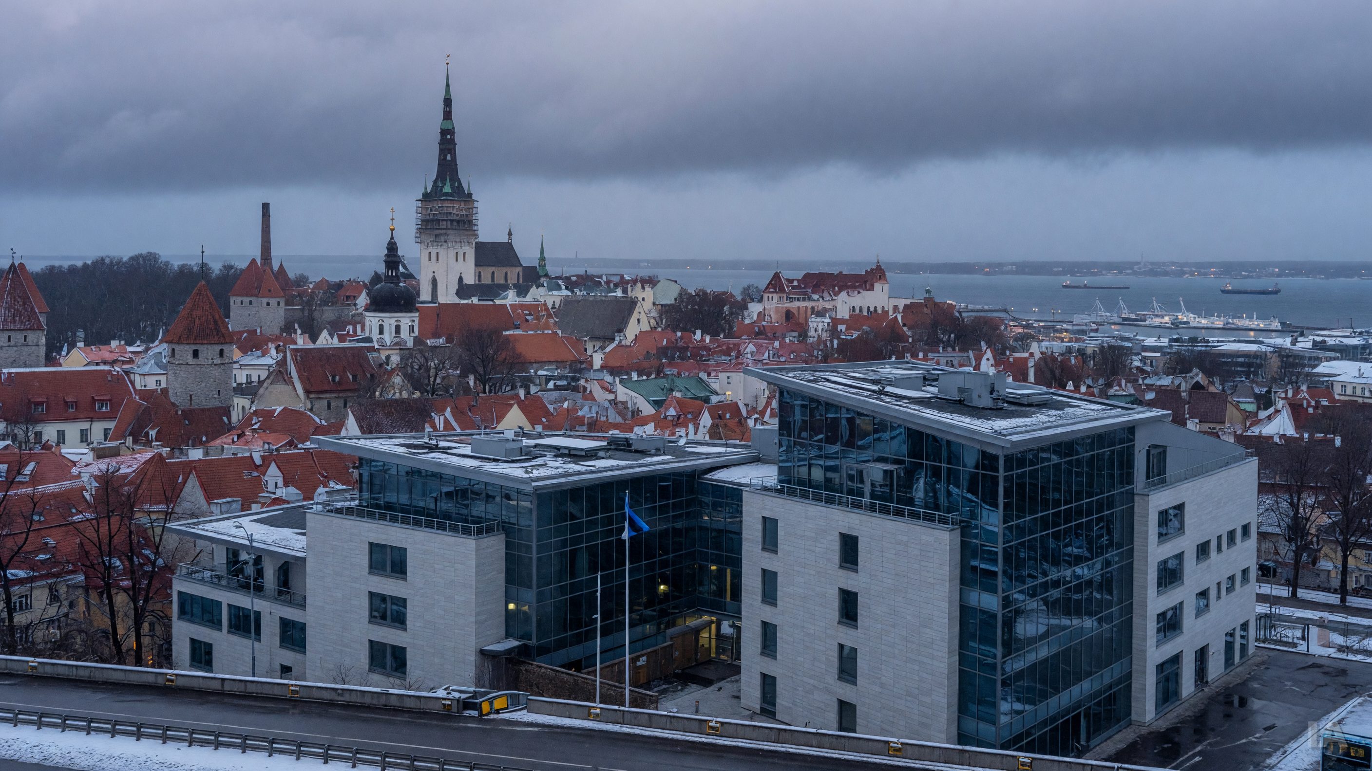Tallinn frappe à la porte du parapluie nucléaire français