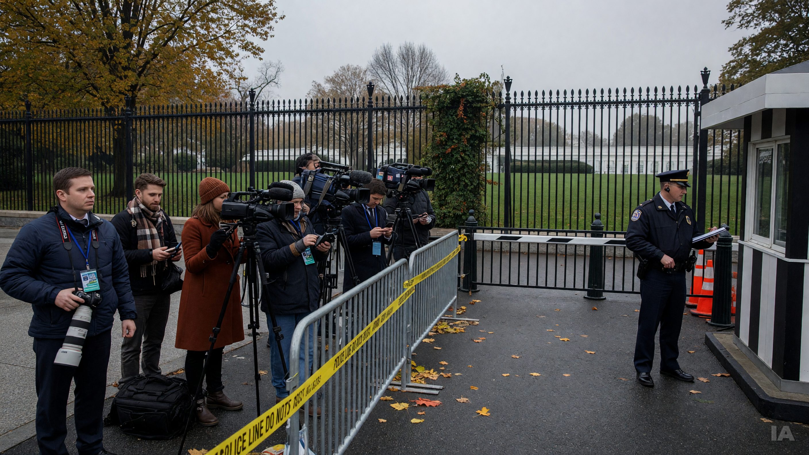 Accès à la Maison-Blanche : pourquoi POLITICO, CNN et MS NOW restent dehors malgré le juge
