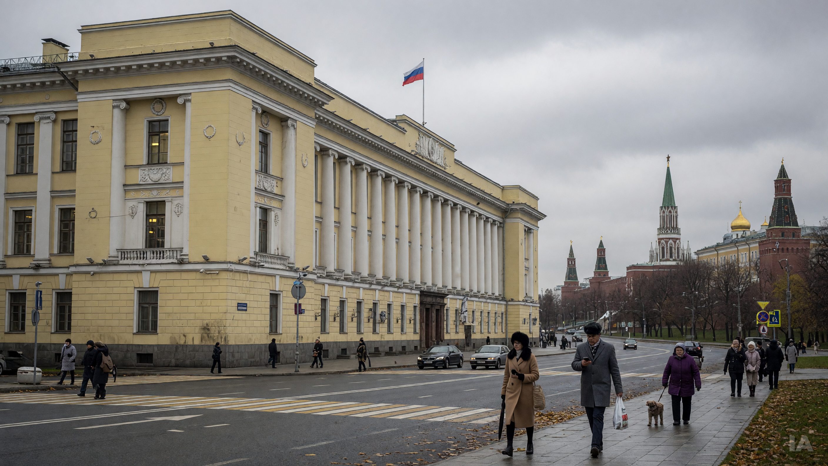 Russie : un budget militaire record de 17 100 milliards de roubles prévu pour 2027