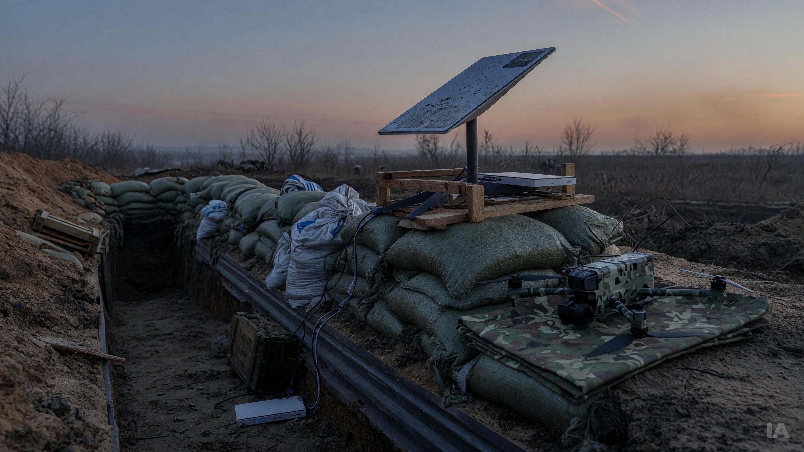 Starlink en Ukraine : Elon Musk dresse une frontière entre usage « défensif » et Starshield militaire